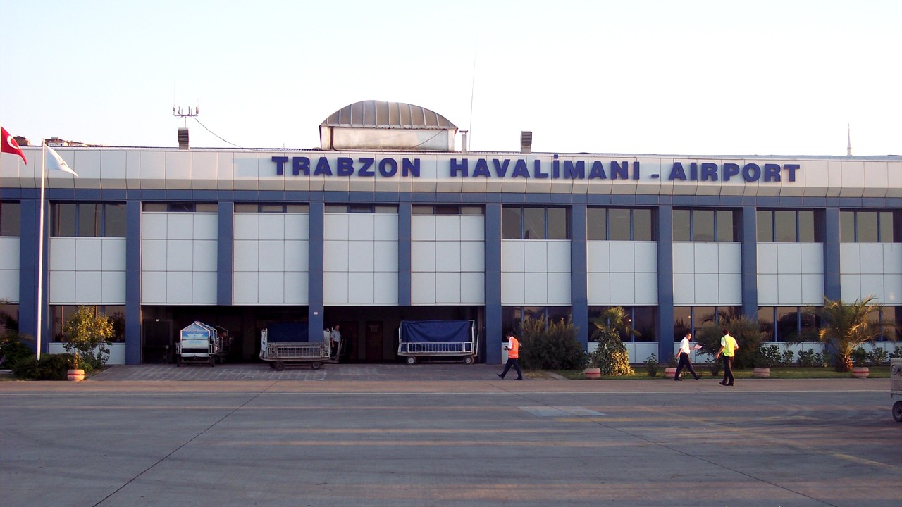 مطار طرابزون الدولي